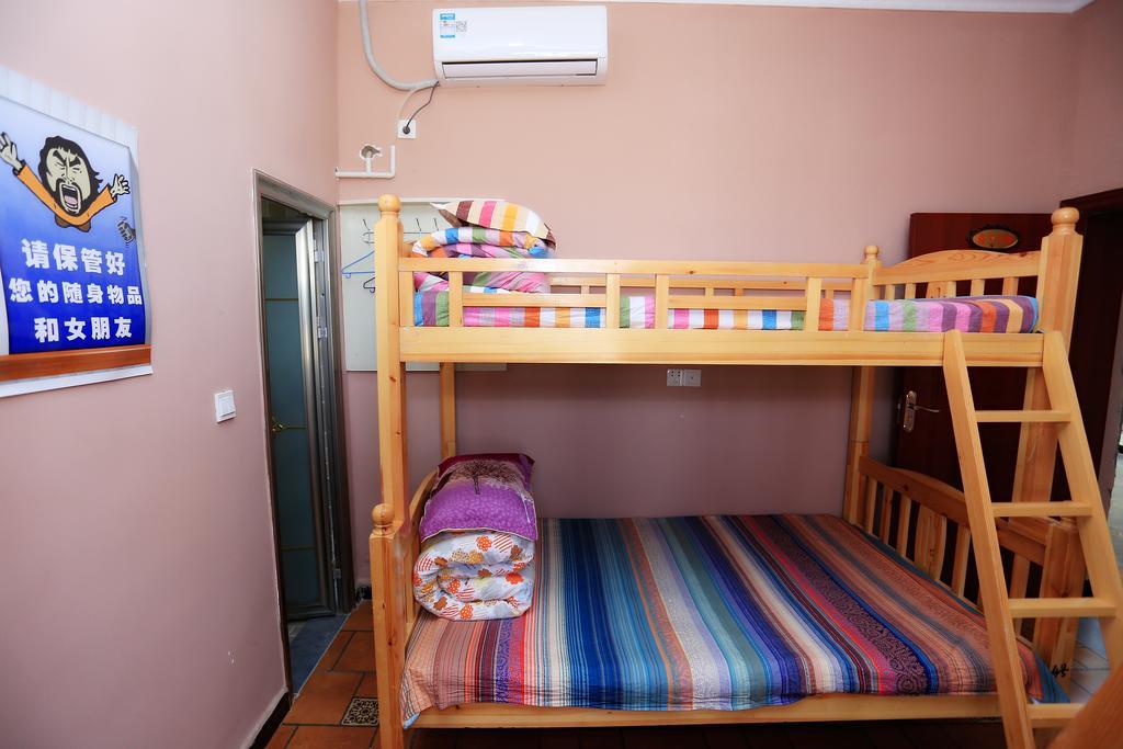 Dunhuang 8090 Guest House Exterior photo